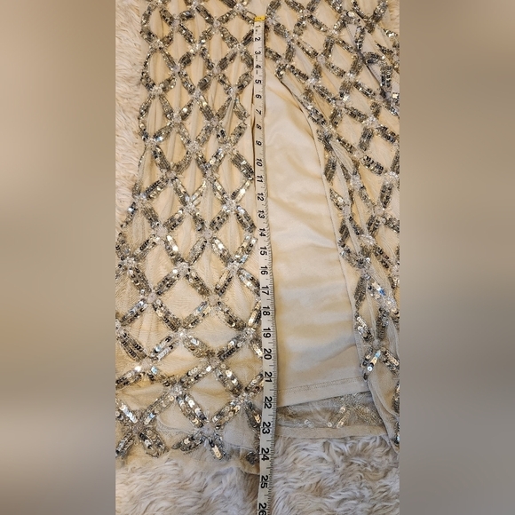 MAC DUGGAL EMBELLISHED HIGH NECK CUT OUT GOWN - Picture 17 of 17